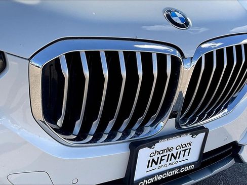 Used 2022 BMW X5 xDrive40i w/ Premium Package image 28