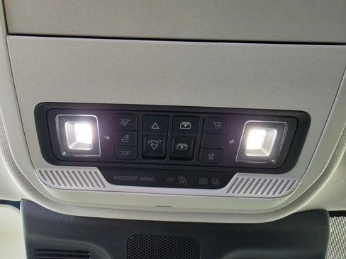 Used 2025 Ford Expedition Max Platinum AWD/4WD image 29