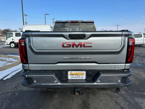 Certified 2025 GMC Sierra 2500 SLT image 4