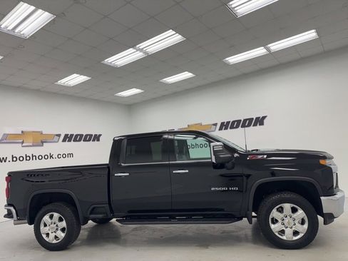 Used 2023 Chevrolet Silverado 2500 LTZ image 4