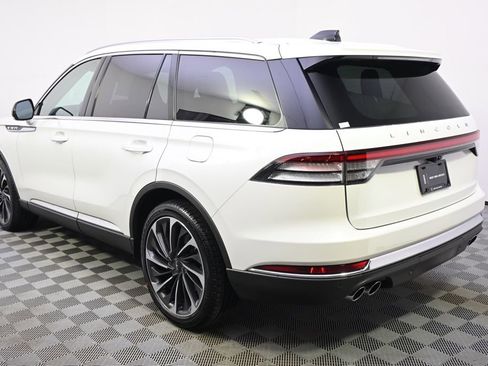 New 2026 Lincoln Aviator Reserve image 3