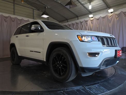 Used 2020 Jeep Grand Cherokee Limited w/ Luxury Group II RWD image 10