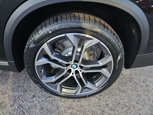 New 2026 BMW X5 xDrive50e w/ Climate Comfort Package AWD/4WD image 36