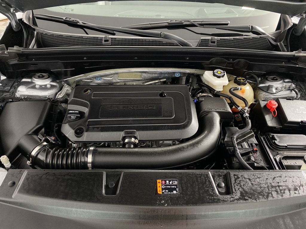 Used 2025 Buick Envision Preferred AWD/4WD image 24