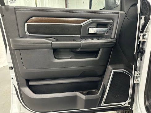 Used 2024 RAM 3500 Laramie image 8