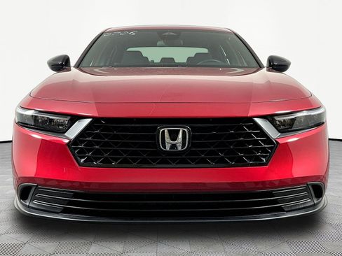 Used 2025 Honda Accord Sport image 2
