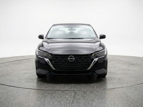 Used 2025 Nissan Sentra SV image 2