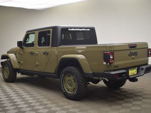 New 2026 Jeep Gladiator Willys AWD/4WD image 13