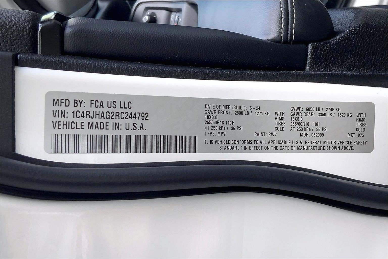 Certified 2024 Jeep Grand Cherokee Altitude AWD/4WD image 30