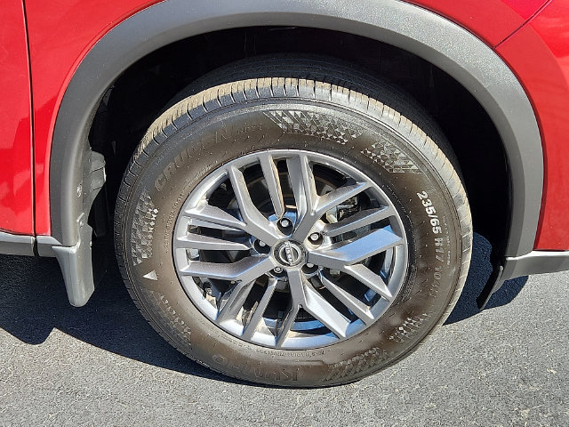 Used 2024 Nissan Rogue S AWD/4WD image 8