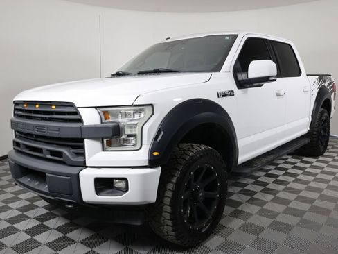 Used 2017 Ford F150 Lariat w/ Equipment Group 502A Luxury AWD/4WD image 5