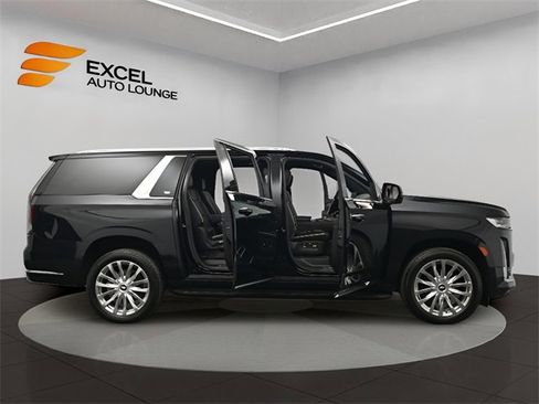 Used 2021 Cadillac Escalade ESV Premium Luxury image 52