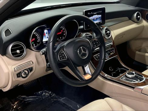 Used 2018 Mercedes-Benz C 300 Sedan image 15