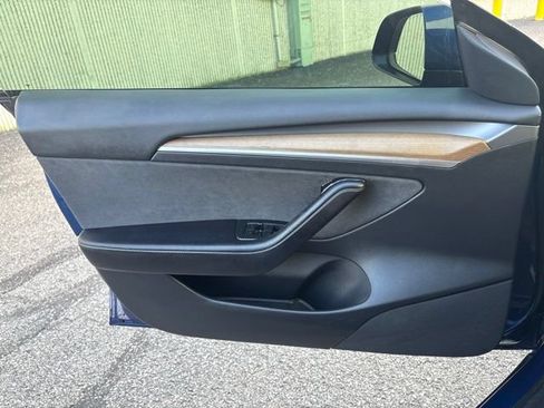 Used 2021 Tesla Model 3 Standard Range Plus RWD image 24