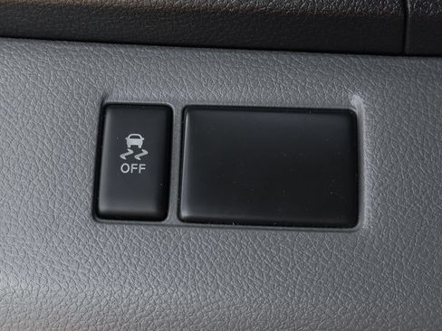 Used 2017 Nissan NV200 S FWD image 22