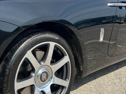 Used 2016 Rolls-Royce Wraith image 4