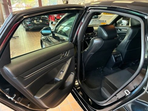 Used 2021 Honda Accord Sport image 23