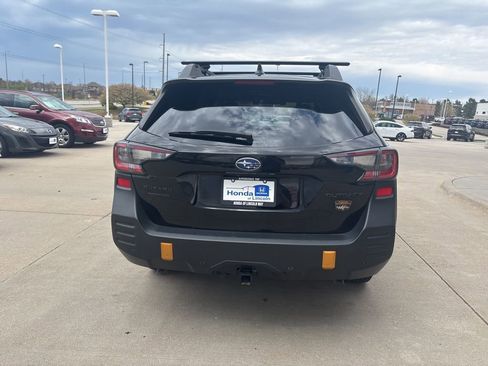 Used 2022 Subaru Outback Wilderness image 6
