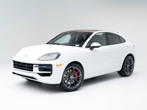 New 2026 Porsche Cayenne S image 1