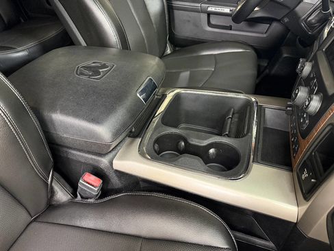 Used 2018 RAM 2500 Laramie AWD/4WD image 32