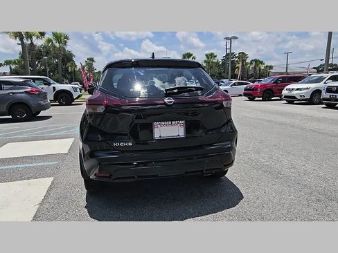 Used 2025 Nissan Kicks Play S FWD image 30