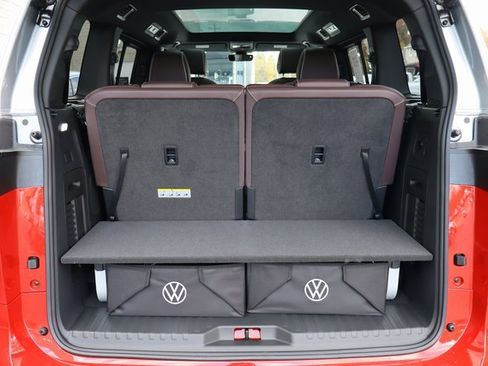 Used 2025 Volkswagen ID. Buzz Pro S Plus image 33