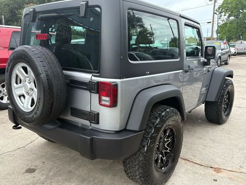 Used 2014 Jeep Wrangler Sport image 9