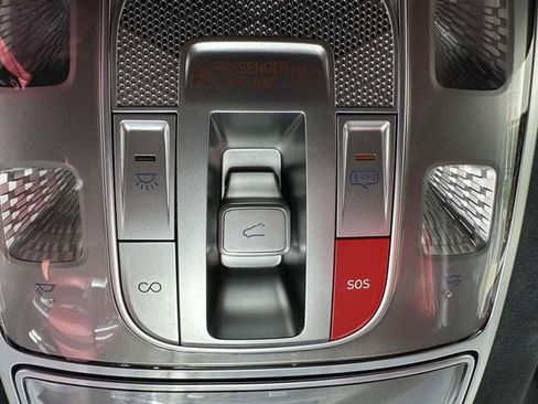 Used 2025 Genesis GV80 3.5T e-SC image 42