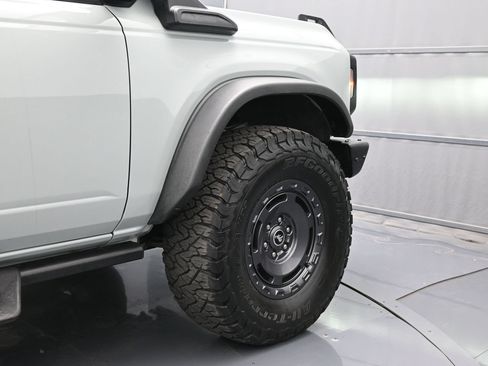 Used 2024 Ford Bronco Everglades AWD/4WD image 45