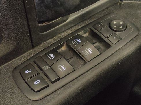 Used 2016 RAM 1500 Tradesman w/ Popular Equipment Group RWD image 27