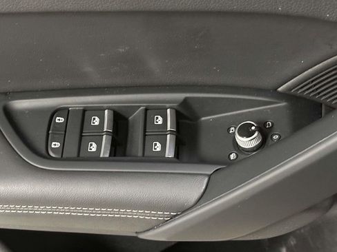 Used 2023 Audi Q5 2.0T Premium Plus w/ Premium Plus Package image 12