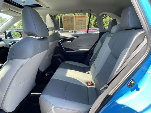 Used 2021 Toyota RAV4 XLE Premium AWD/4WD image 13