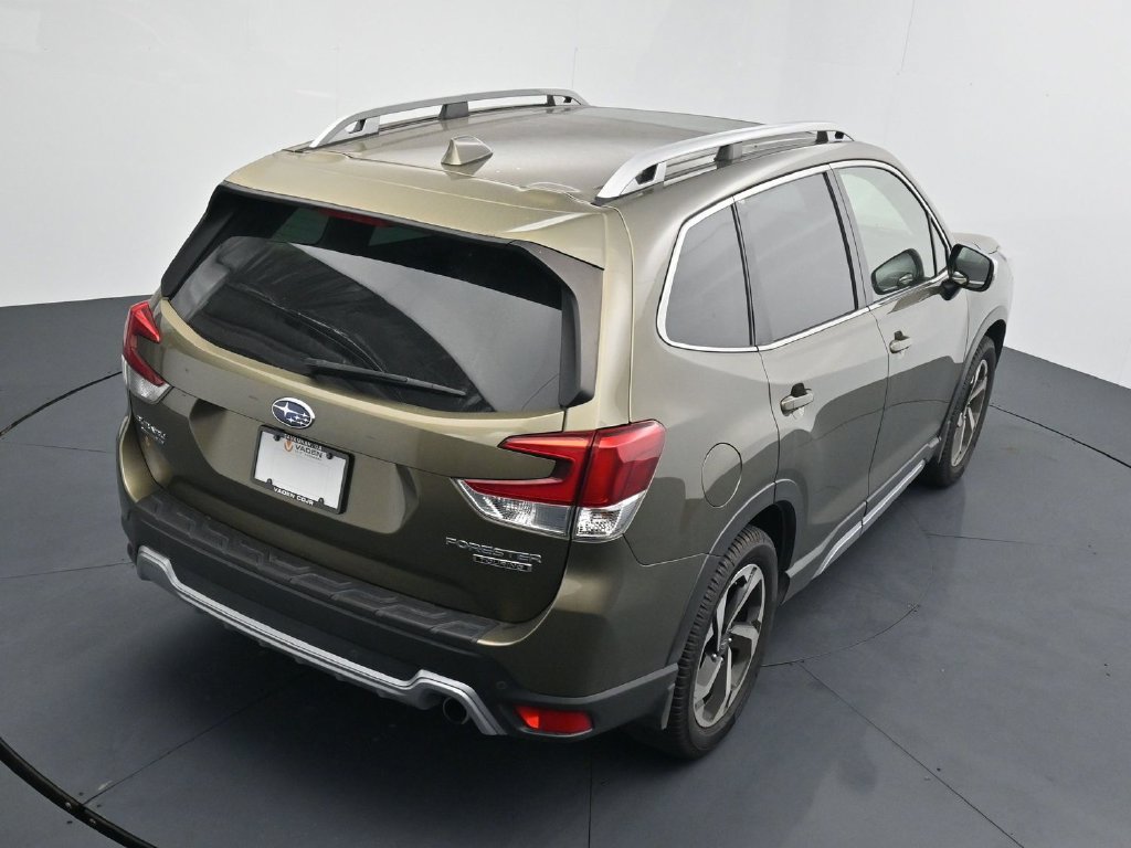 Used 2022 Subaru Forester Touring AWD/4WD image 15