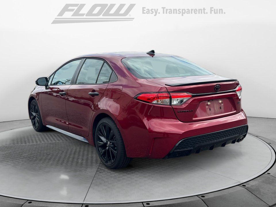 Used 2022 Toyota Corolla SE FWD image 5