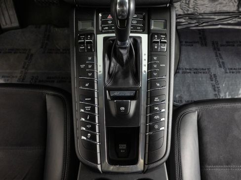 Used 2017 Porsche Macan GTS image 36