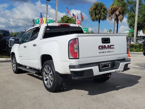 Used 2022 GMC Canyon Denali image 7