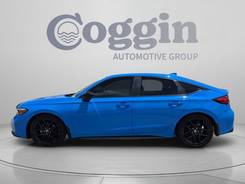 Used 2025 Honda Civic Sport image 3