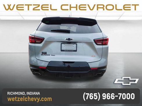 Used 2025 Chevrolet Blazer RS w/ Driver Confidence II Package AWD/4WD image 4