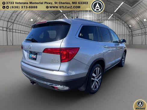 Used 2017 Honda Pilot Elite image 3