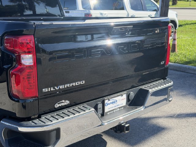 Used 2023 Chevrolet Silverado 1500 LT RWD image 10