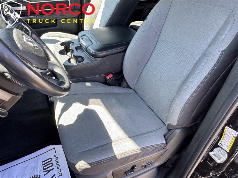 Used 2024 RAM 3500 Big Horn AWD/4WD image 23