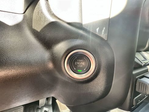 Used 2025 GMC Sierra 1500 Pro w/ Pro Value Package image 16