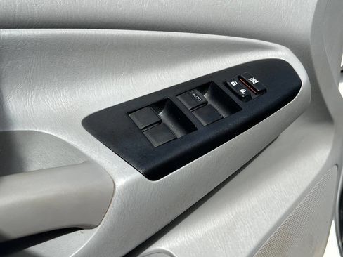 Used 2013 Toyota Tacoma PreRunner w/ TRD Sport Pkg image 23