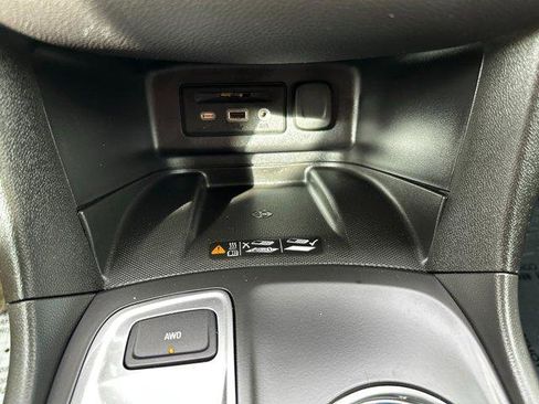 Used 2021 Chevrolet Equinox Premier image 15