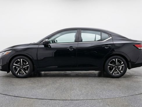 Used 2025 Nissan Sentra SV FWD image 5