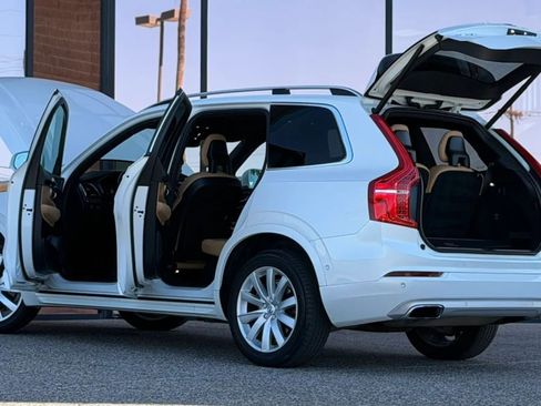 Used 2016 Volvo XC90 T6 Momentum w/ Momentum Plus Package AWD/4WD image 30