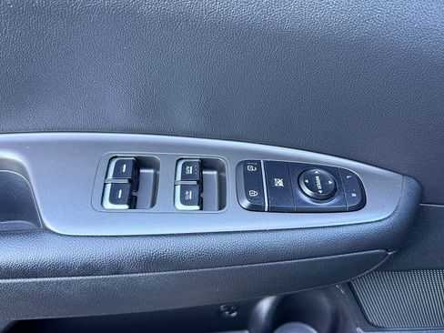Used 2020 Kia Optima SE FWD image 22