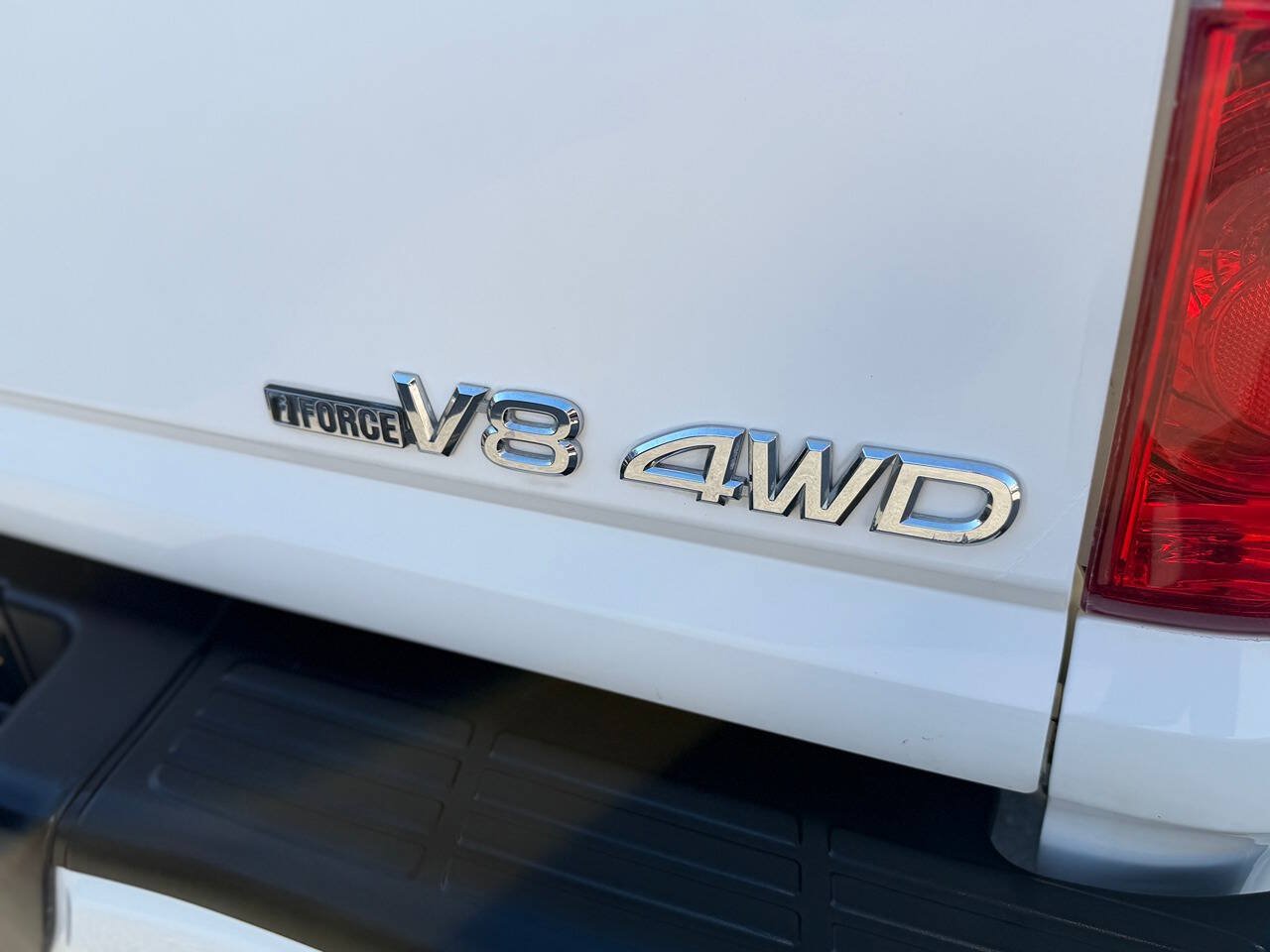 Used 2006 Toyota Tundra Limited w/ All Weather Guard Pkg AWD/4WD image 57