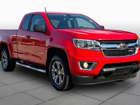 Used 2017 Chevrolet Colorado W/T RWD image 3
