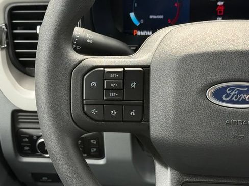 New 2026 Ford F250 XLT w/ XLT Premium Package AWD/4WD image 9